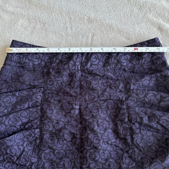 TULLE dark Blue Pencil Skirt with rose Embroidered Pattern Size S - Picture 4 of 8